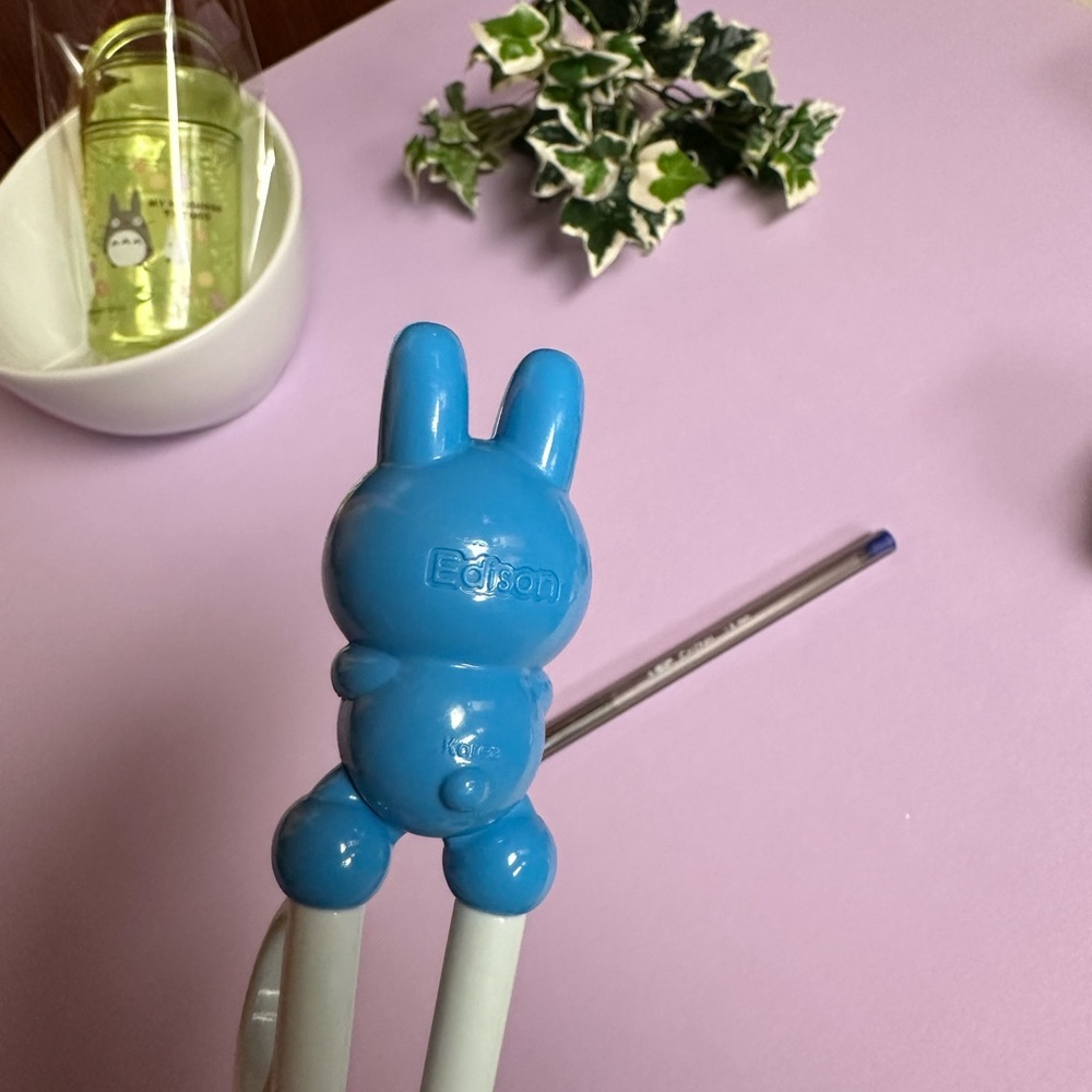 Edison Training Chopstick with Blue Rabbit - Picture 4 of 12